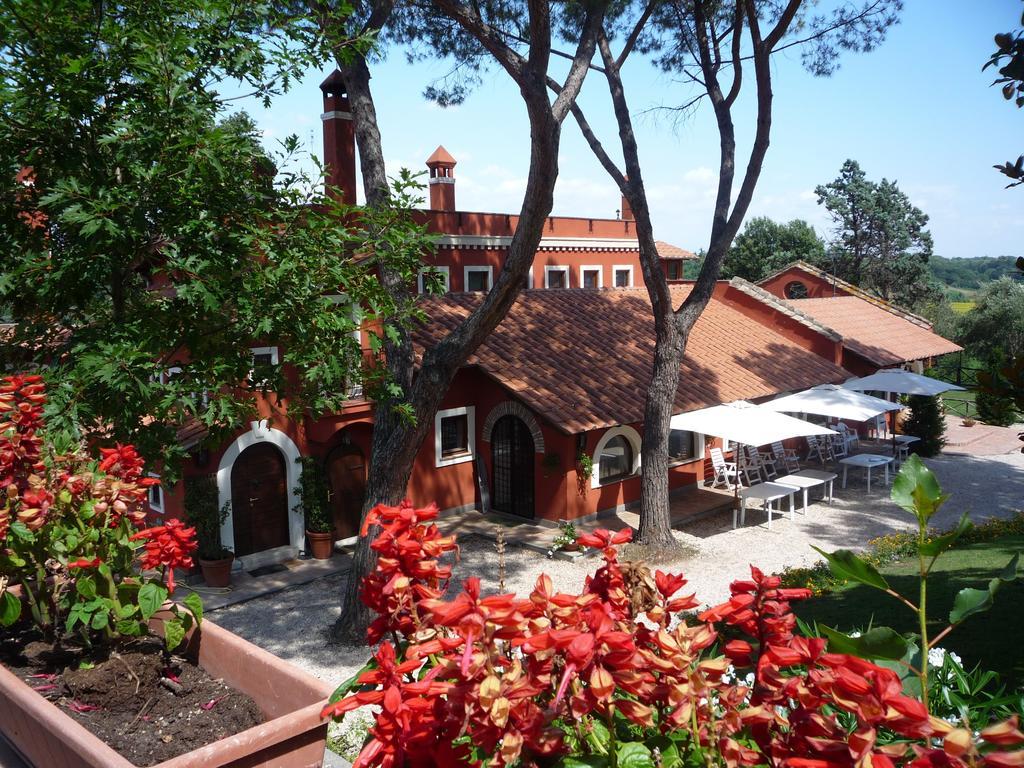 Parco Delle Nazioni - Relax Grand Resort Castel di Decima Екстериор снимка